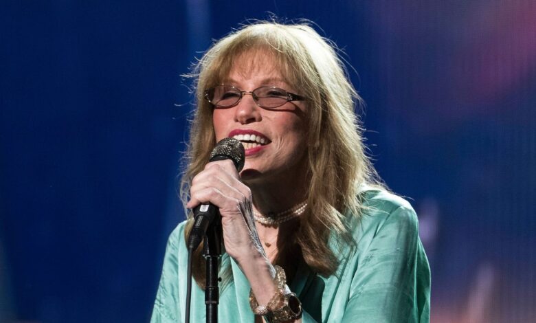 Carly Simon performs during the 2017 Tribeca Film Festival. Pic: AP